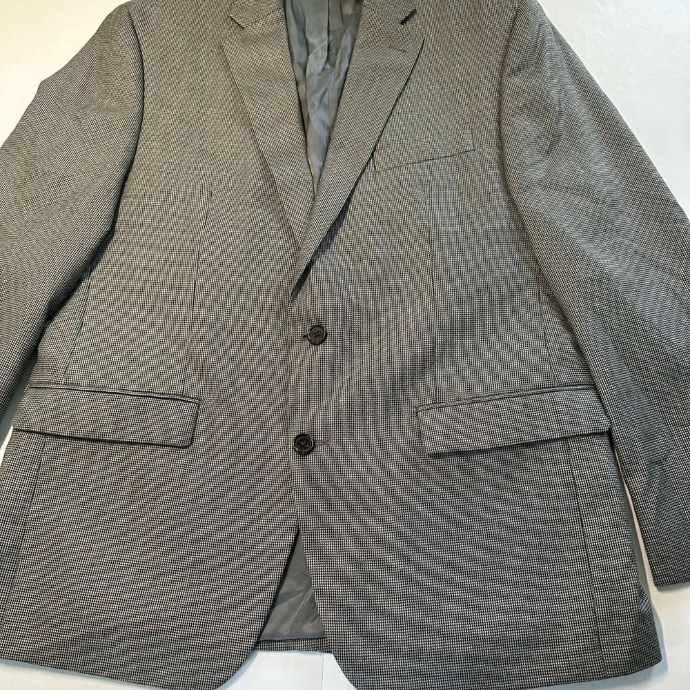Ralph Lauren‎ blade sports coat size 42R  2 button front, black and gray plaid